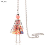 Load image into Gallery viewer, Cute Women Necklace Statement Lady Charm Long Trendy Necklace 2020 New Fashion Female Big Pendant Lovely Jewelry Gift Wholesale

