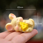 Load image into Gallery viewer, BAIUFOR Miniature Kawaii Cartoon Chef Mouse Resin, Terrarium Figurines Fairy Garden Accessories Home Decoration Modern Toy Gift
